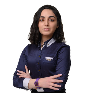 Оксана Яшагян